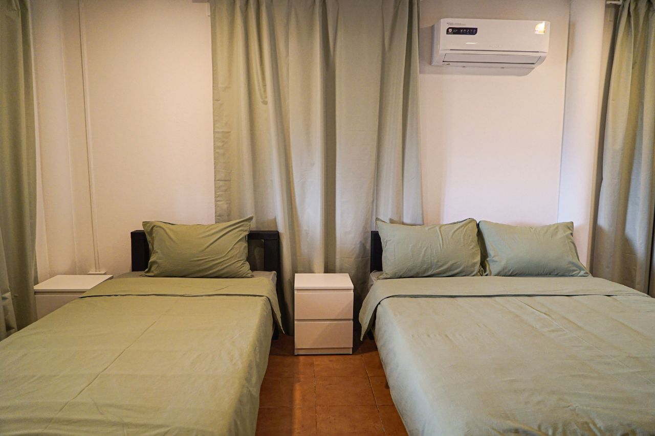 Accommodation & Location